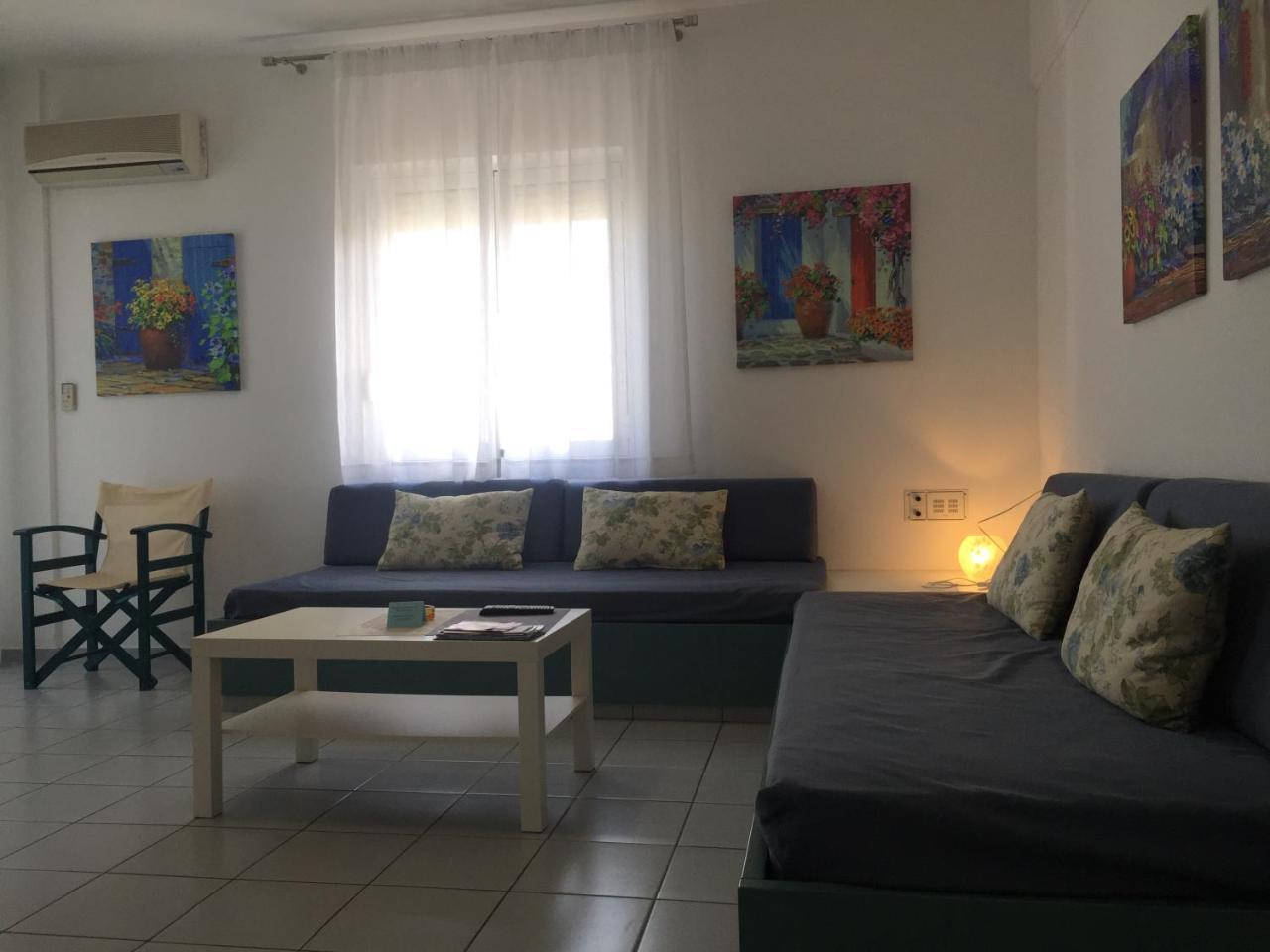Evdokia Suites Gouves Bagian luar foto