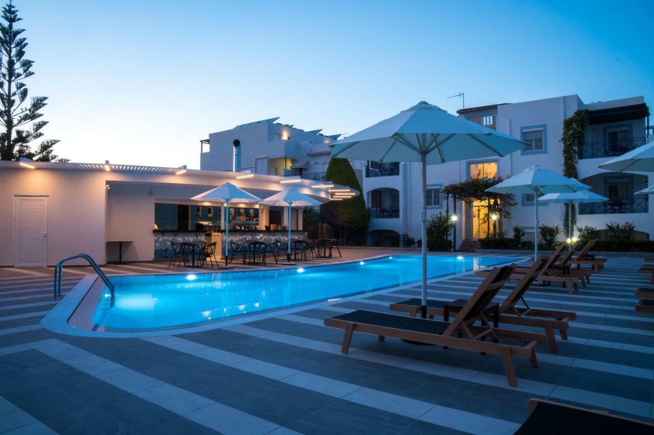 Evdokia Suites Gouves Bagian luar foto