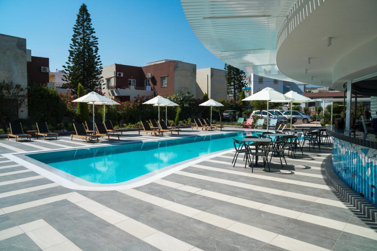 Evdokia Suites Gouves Bagian luar foto