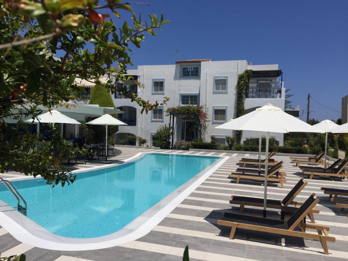 Evdokia Suites Gouves Bagian luar foto